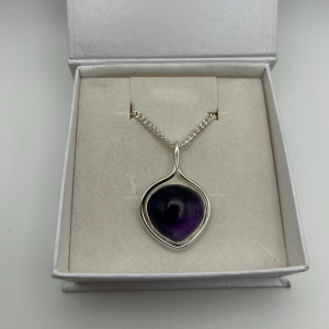 Amethyst Pendant Circle